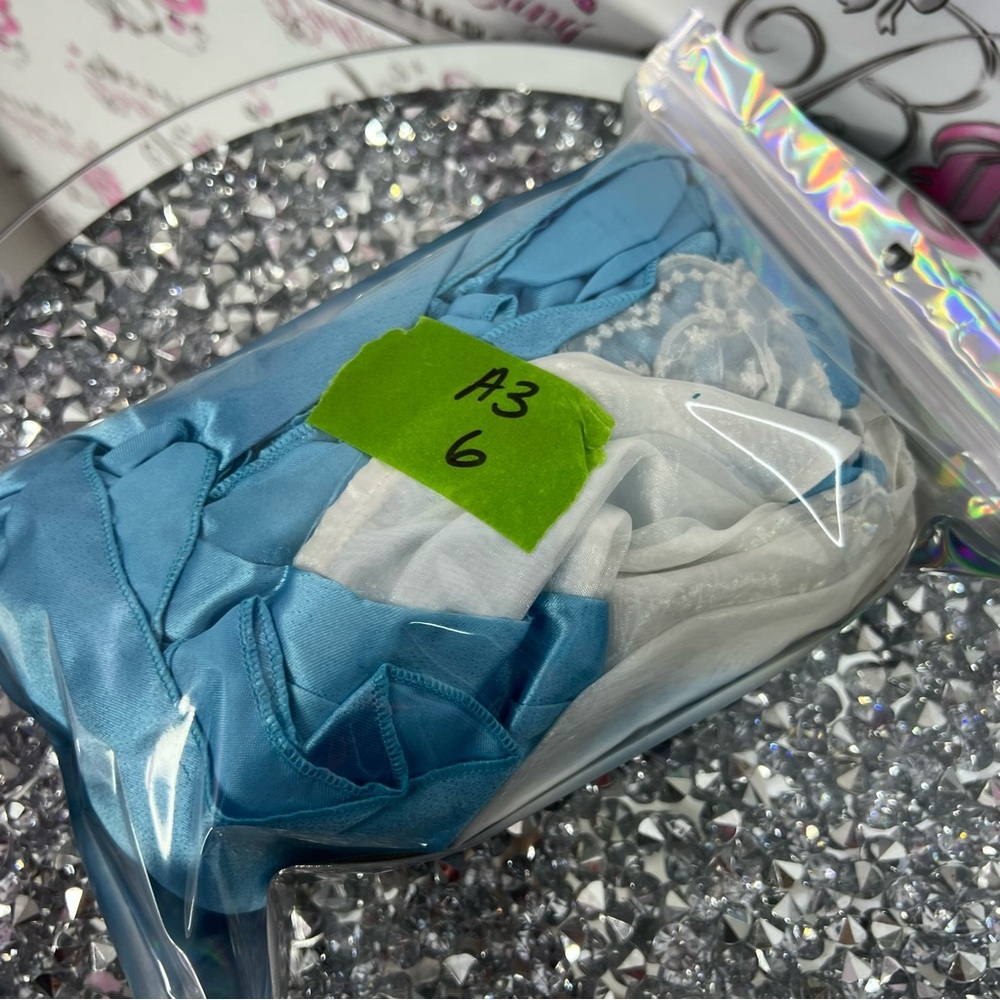 Disney Alice in wonderland costume dress teacups Blue and White Kids Costume - Picture 13 of 13